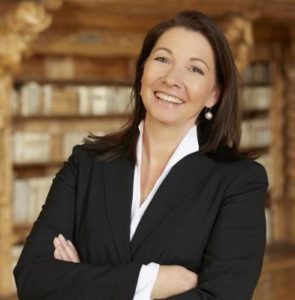 Dr. Manuela Mahn